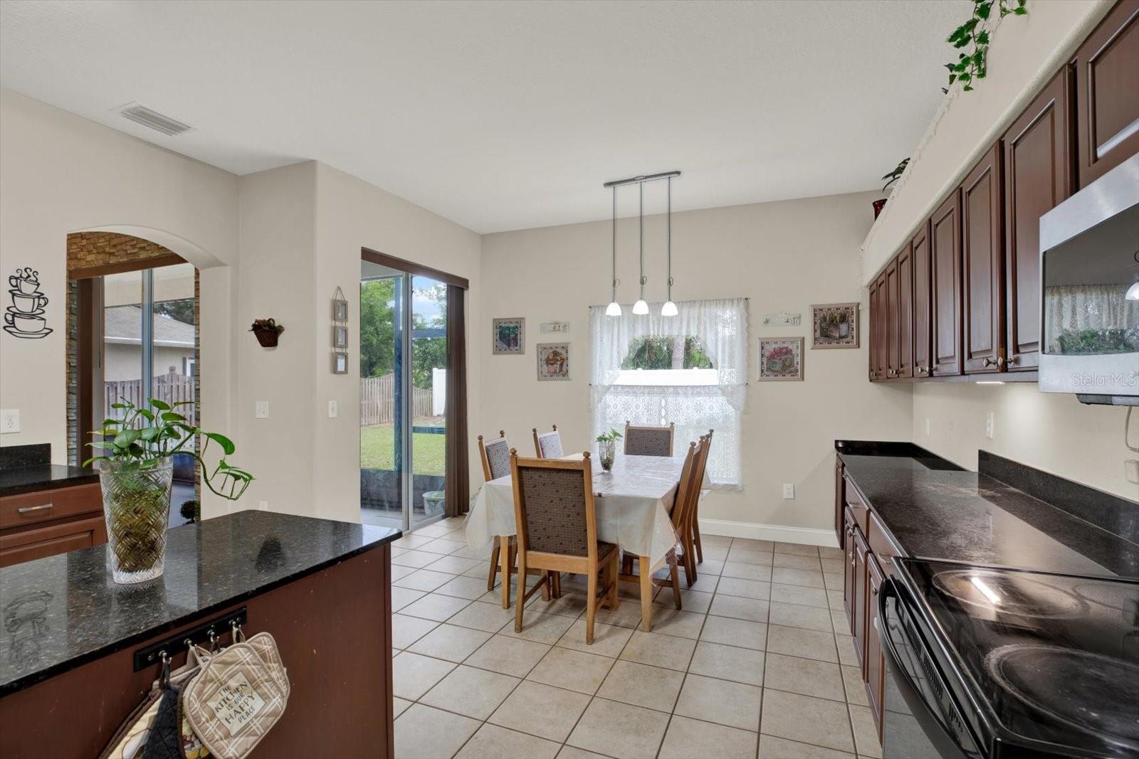 31405 GLENDALOUGH WAY — photo 16