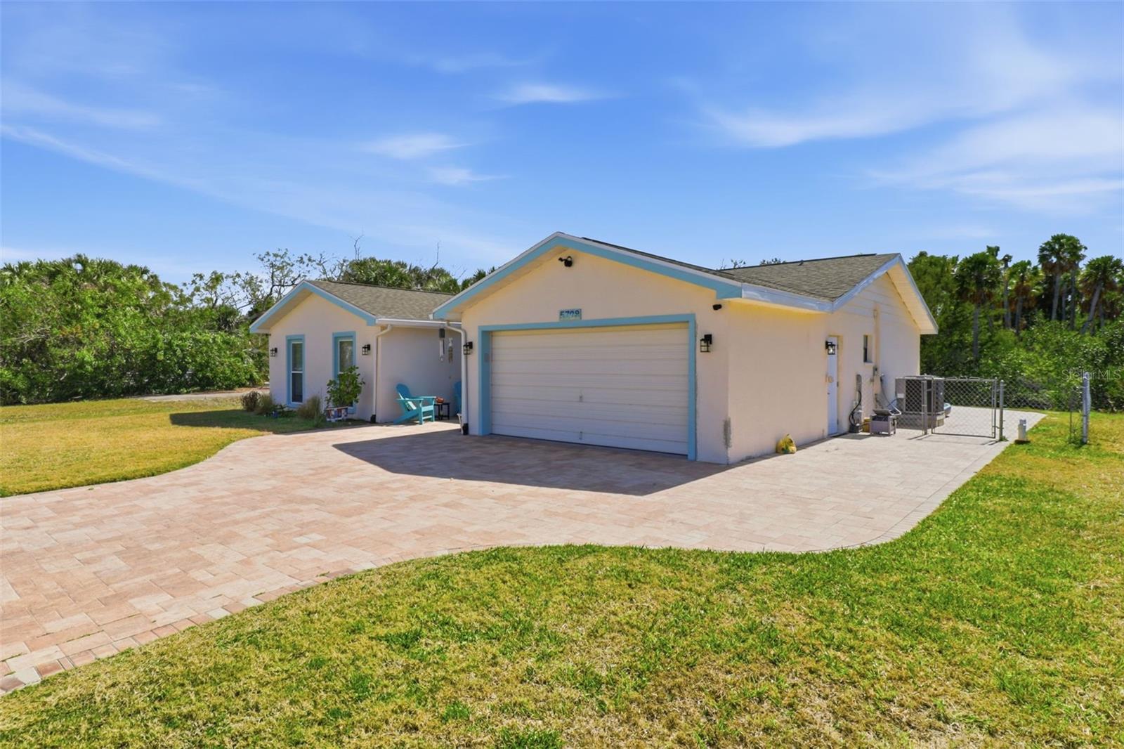 5728 SEABREEZE DR — photo 30