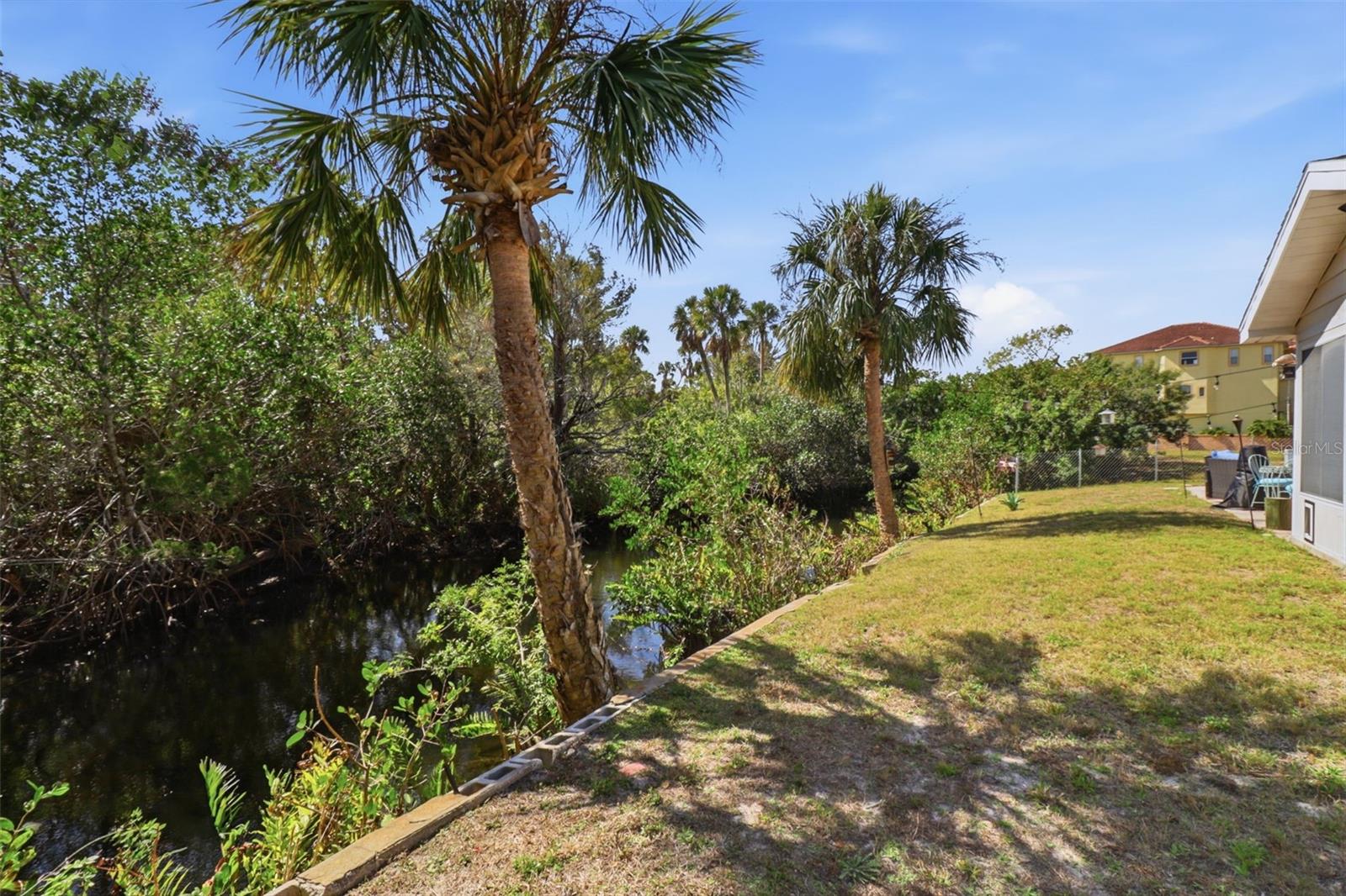 5728 SEABREEZE DR — photo 4