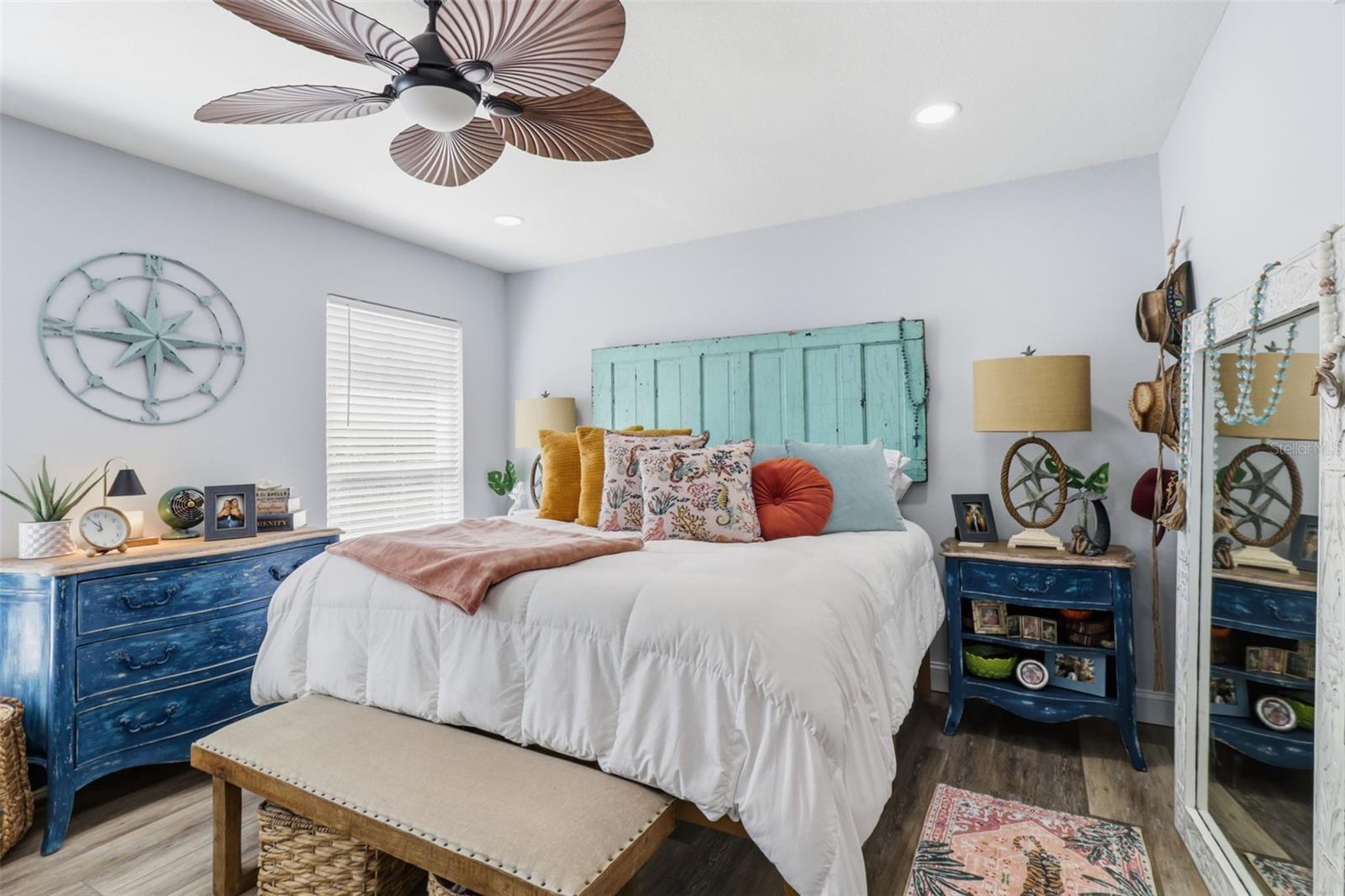 5728 SEABREEZE DR — photo 12