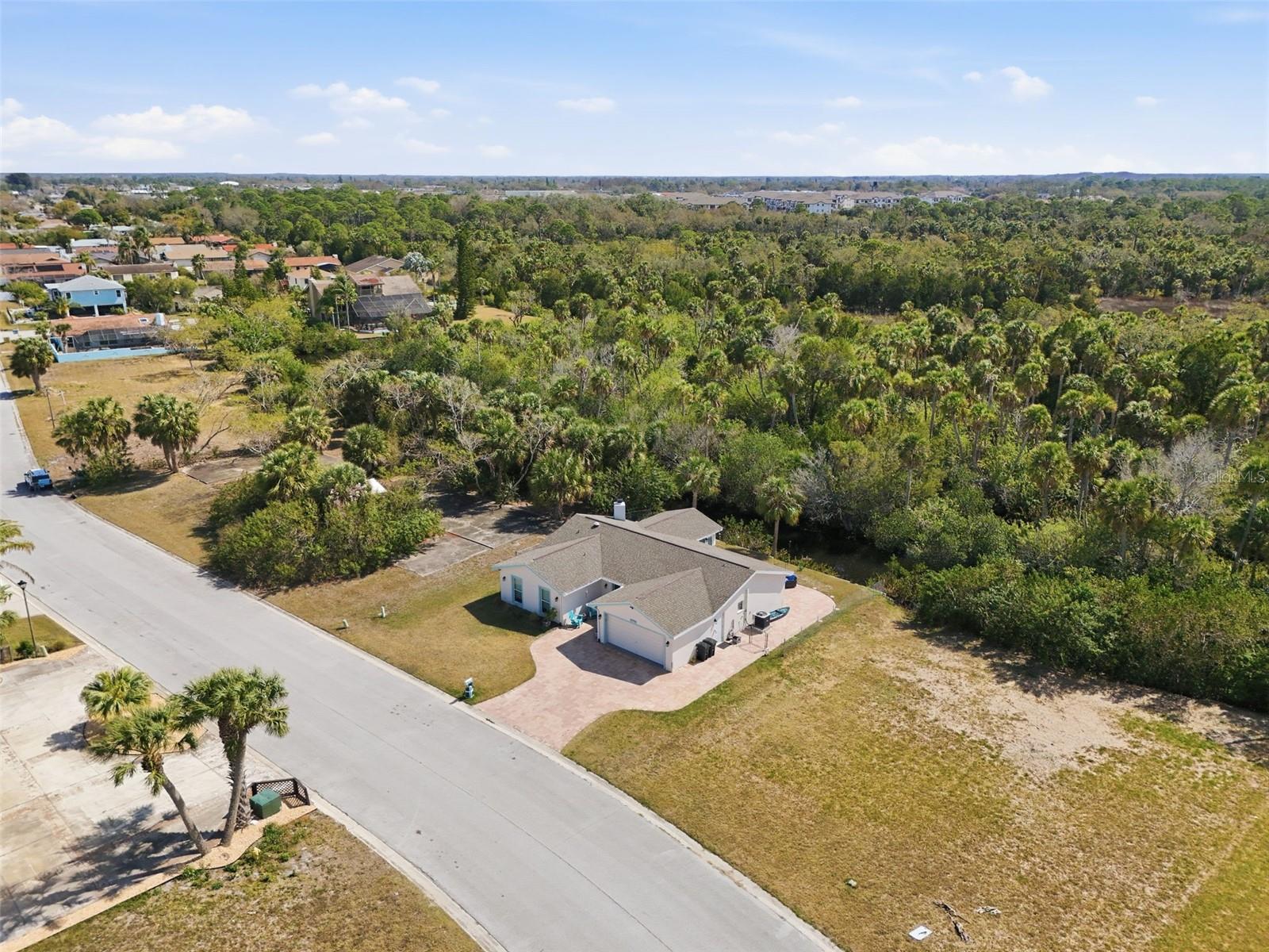 5728 SEABREEZE DR — photo 35