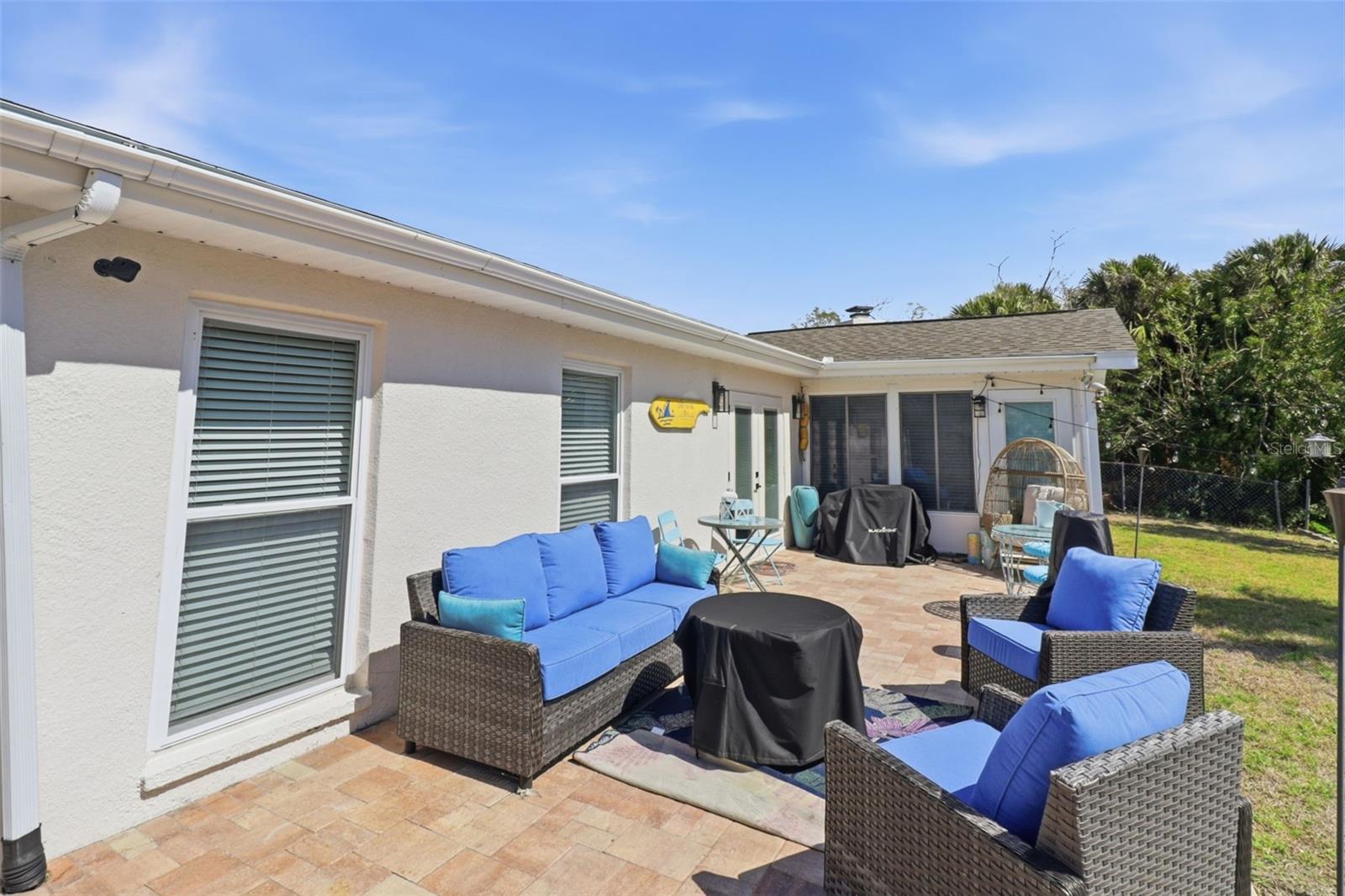 5728 SEABREEZE DR — photo 27