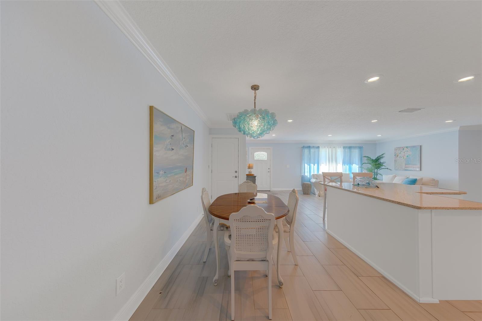 196 OVERBROOK DR E — photo 14