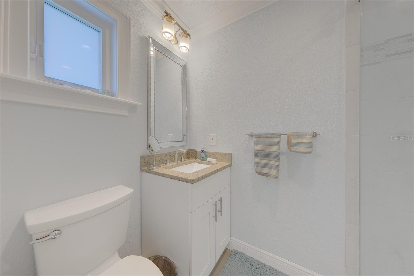 196 OVERBROOK DR E — photo 19