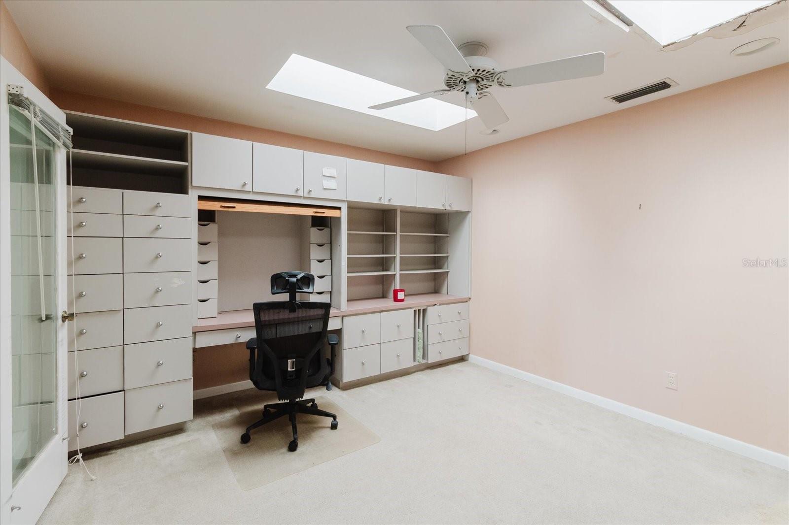 4404 OLD ORCHARD DR — photo 48