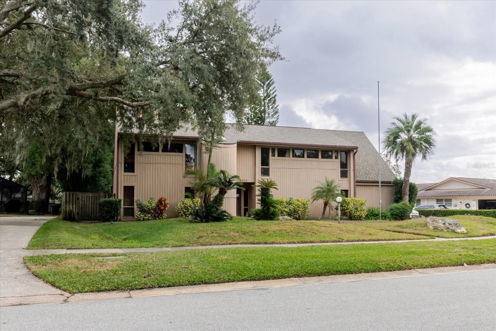 4404 OLD ORCHARD DR — photo 3
