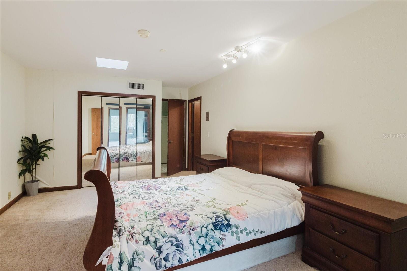 4404 OLD ORCHARD DR — photo 72