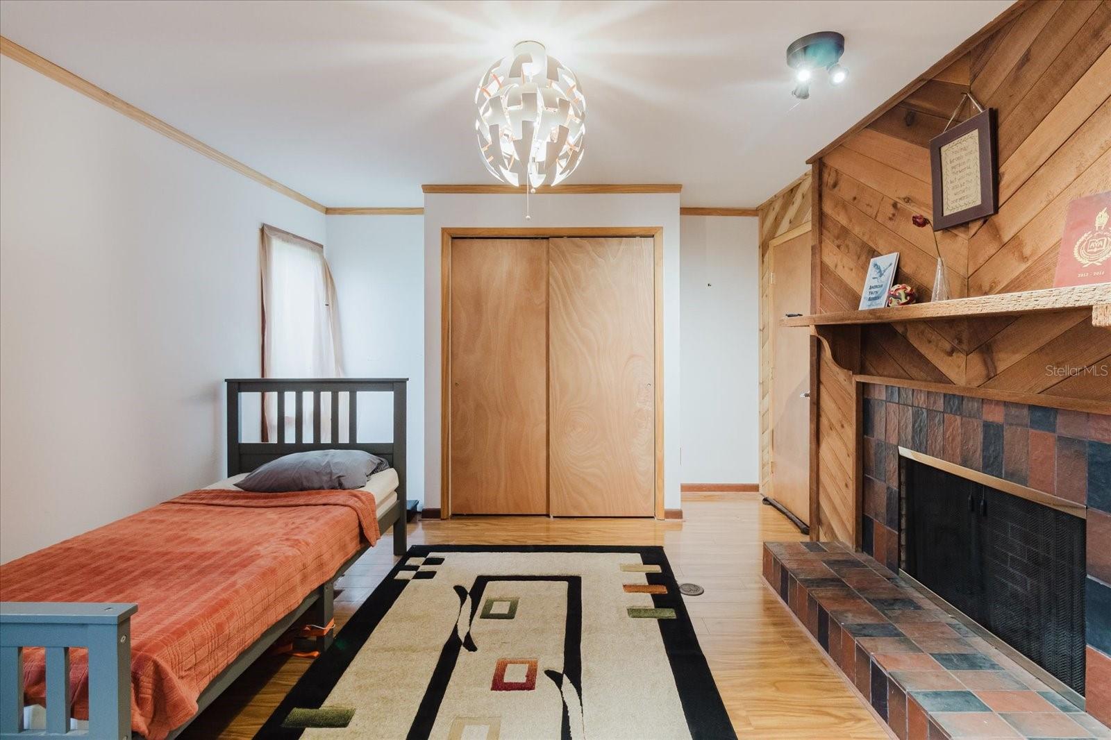 4404 OLD ORCHARD DR — photo 11