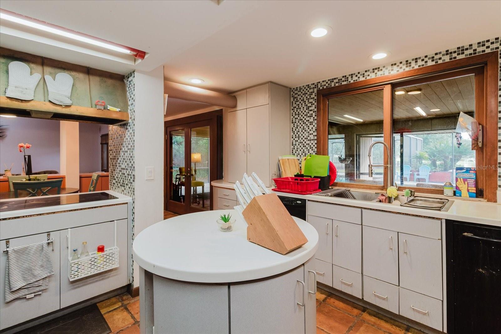 4404 OLD ORCHARD DR — photo 25