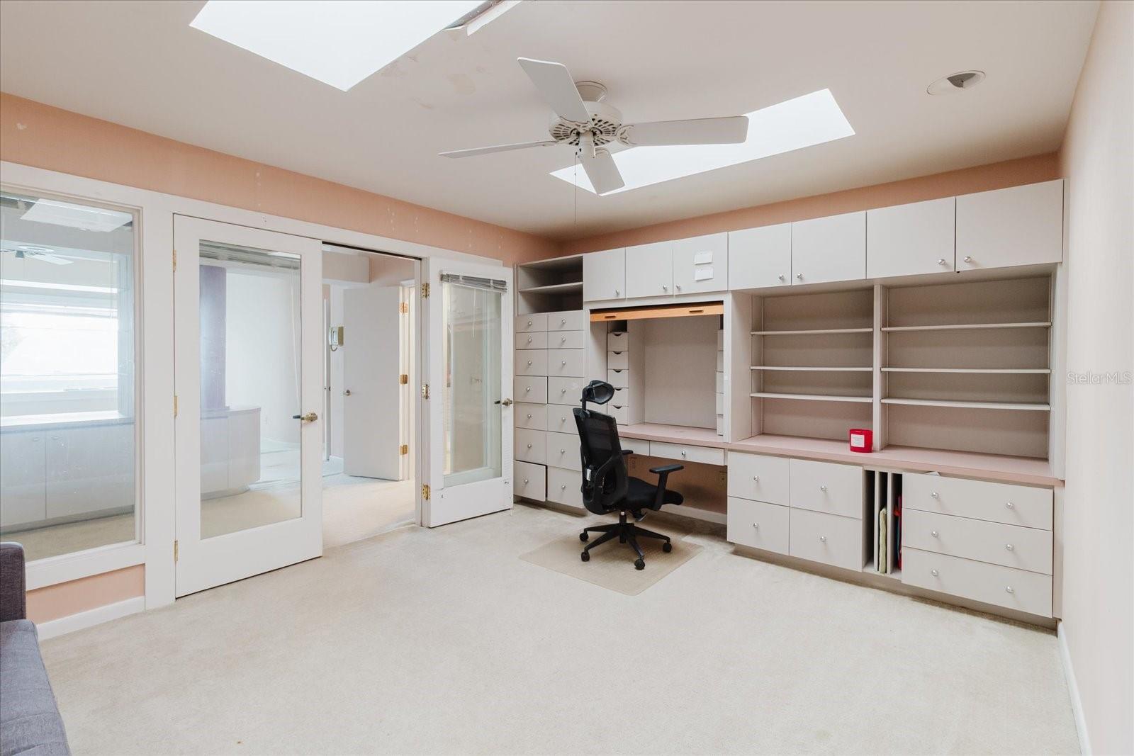 4404 OLD ORCHARD DR — photo 47