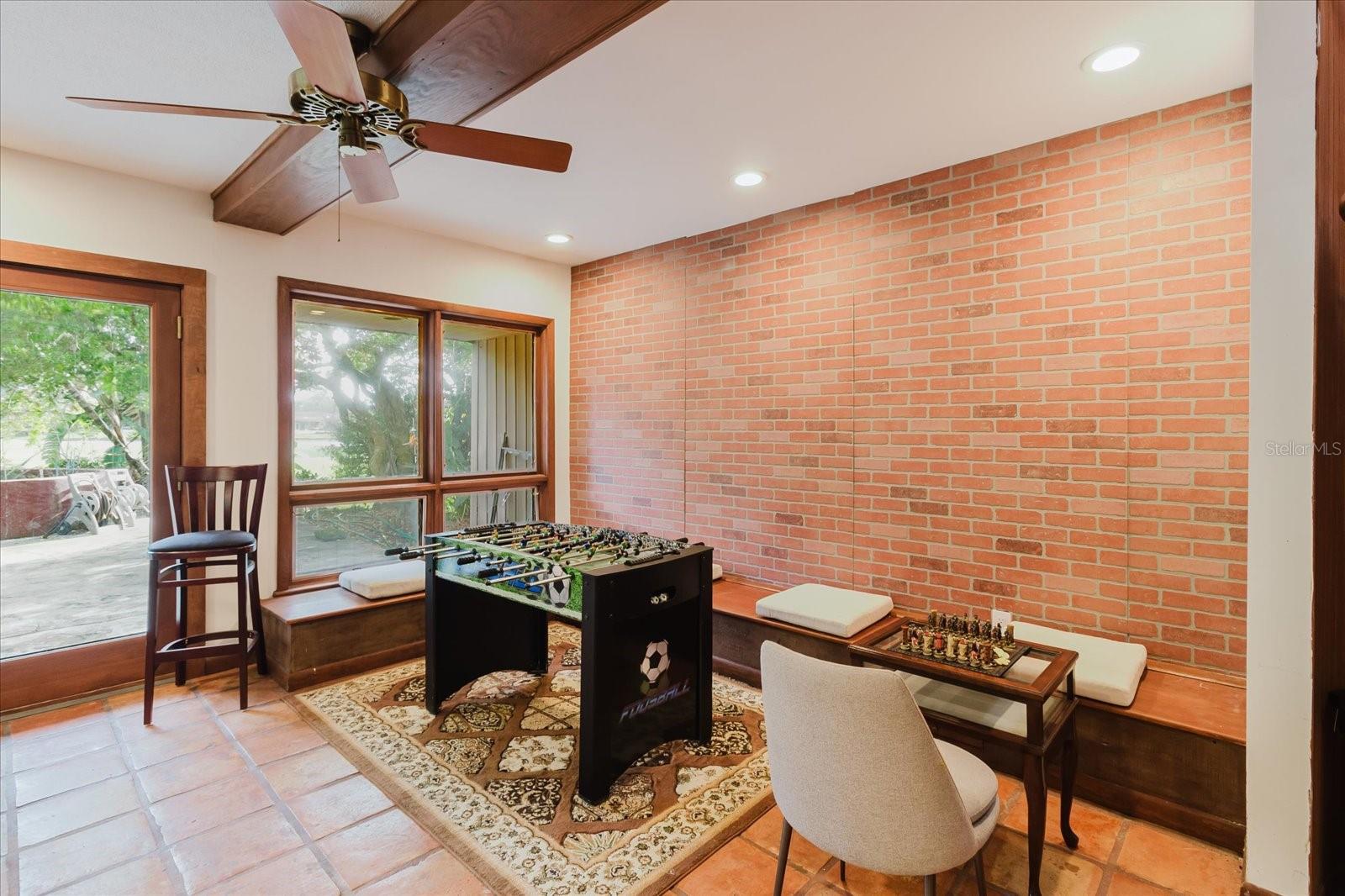 4404 OLD ORCHARD DR — photo 31