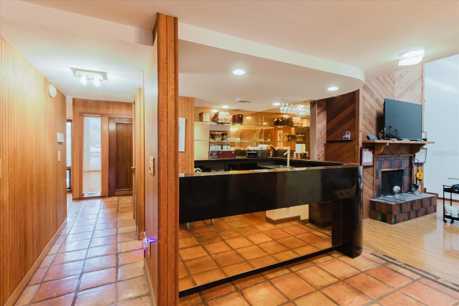 4404 OLD ORCHARD DR — photo 15