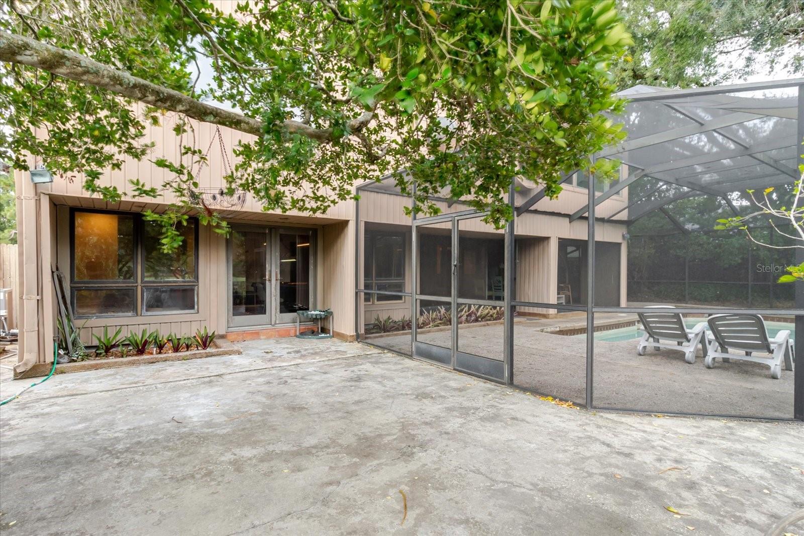 4404 OLD ORCHARD DR — photo 42