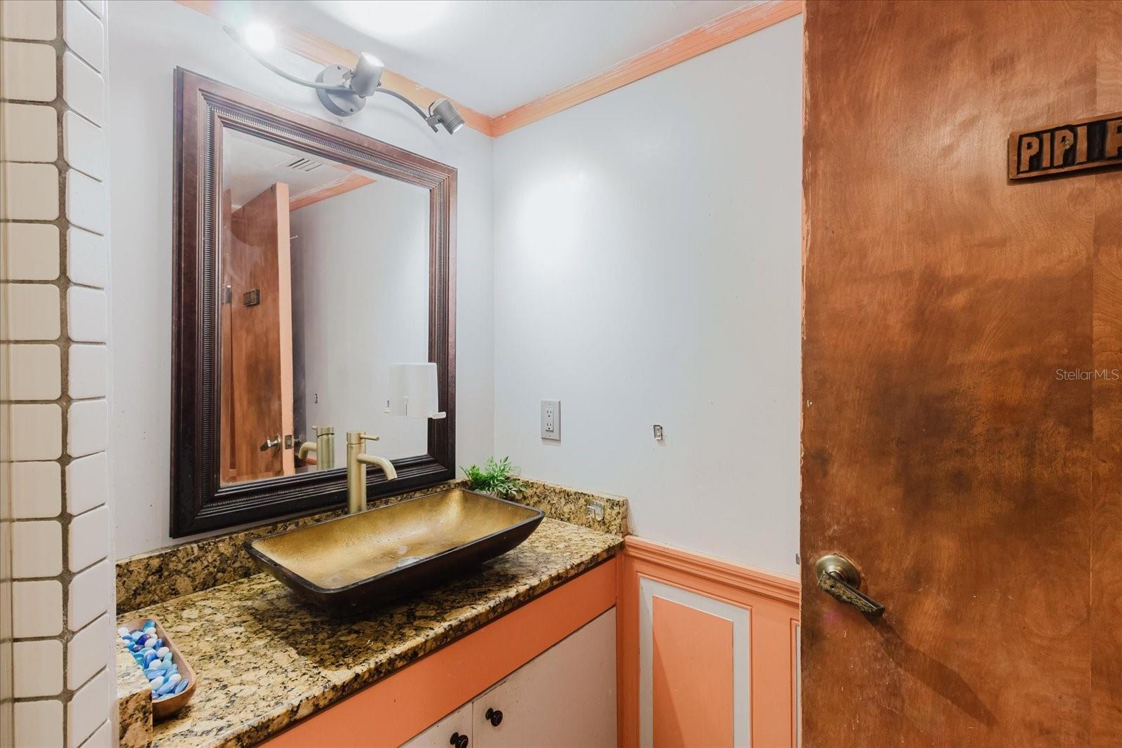 4404 OLD ORCHARD DR — photo 33