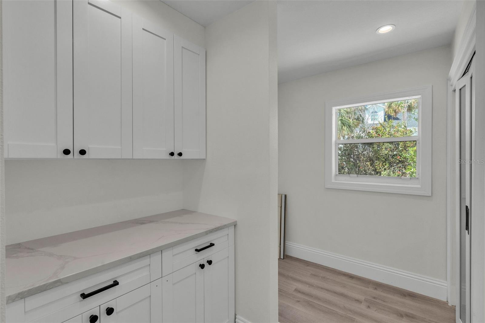 965 BRUCE AVE — photo 27