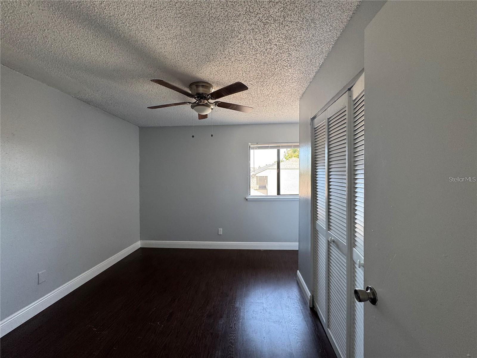 7039 LENOX DR — photo 15