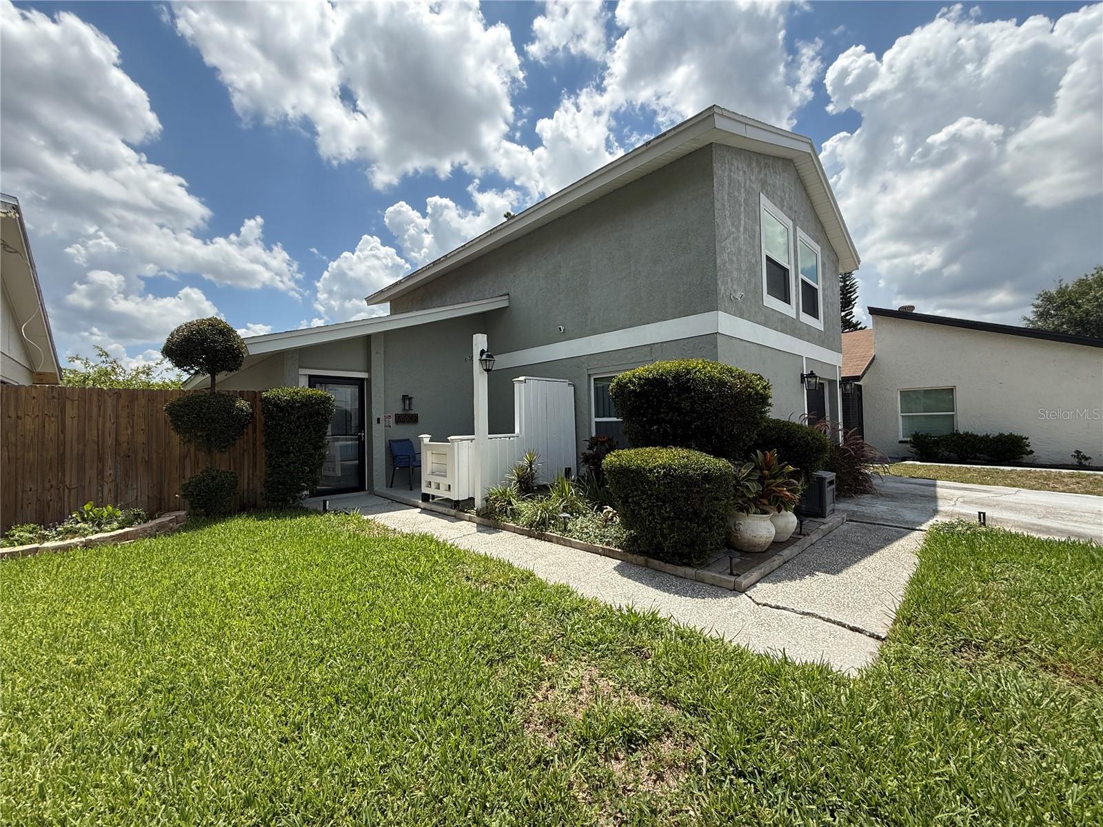 10009 REGAL WOODS LN — photo 25
