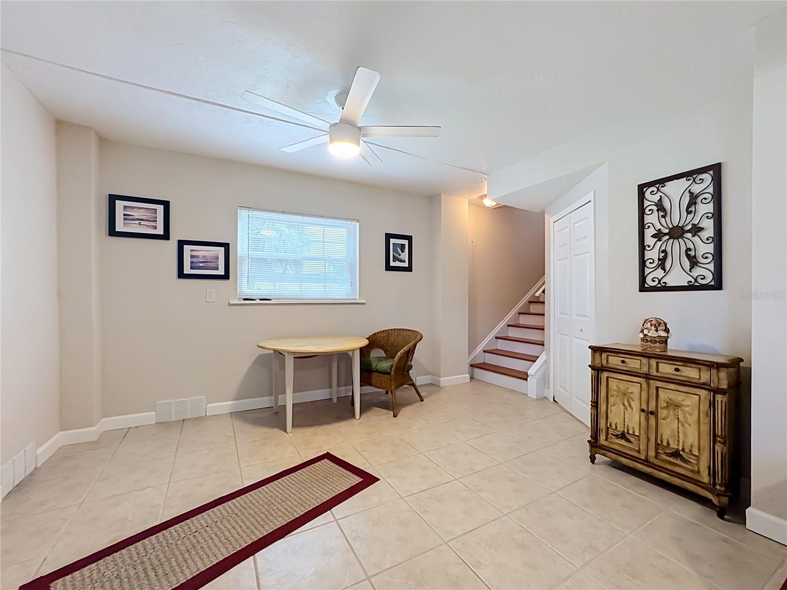 202 PEACOCK LN #A — photo 27