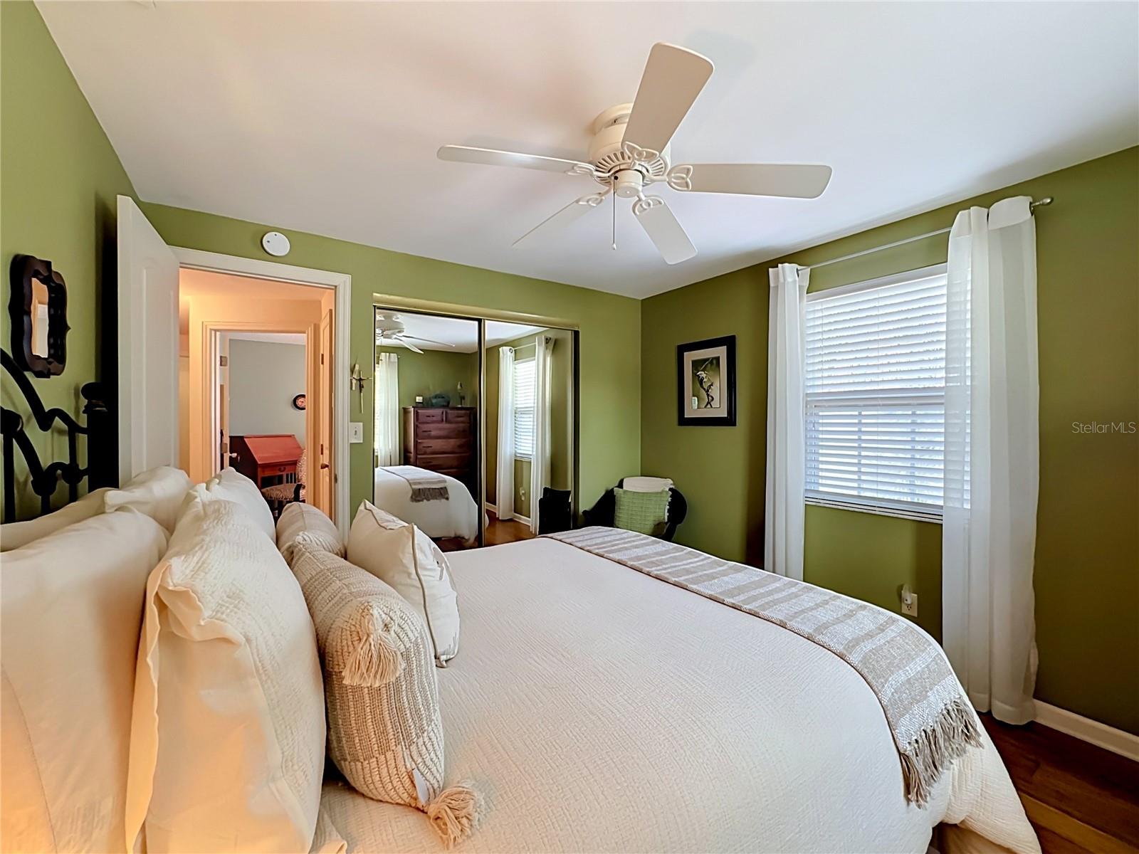 202 PEACOCK LN #A — photo 17