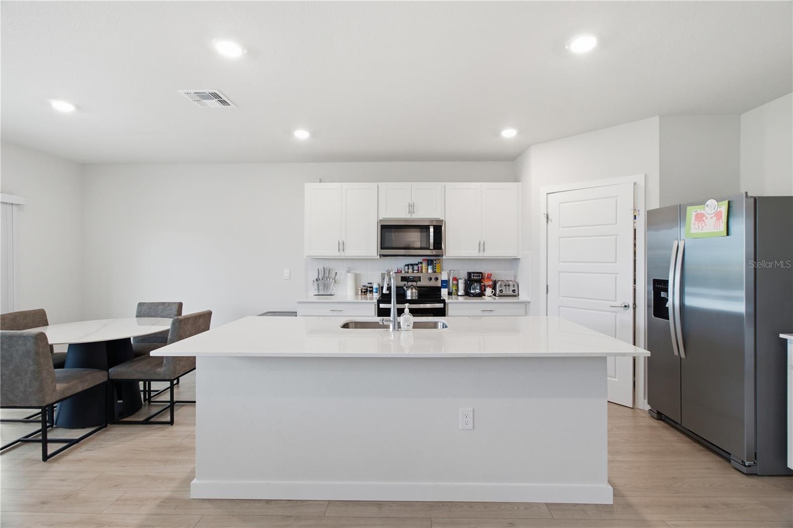 18114 WHEATHOUSE PL — photo 35