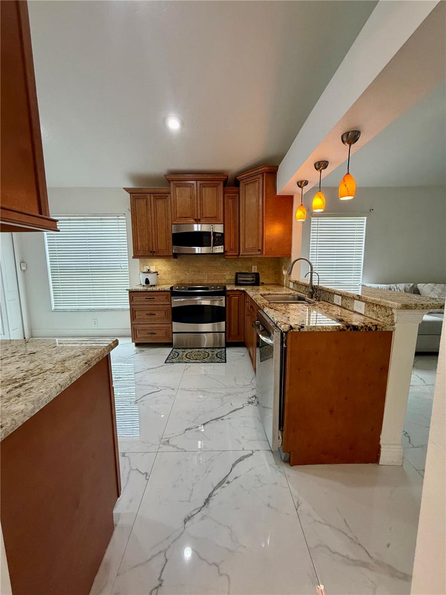 3137 CASTLE ROCK CIR — photo 11