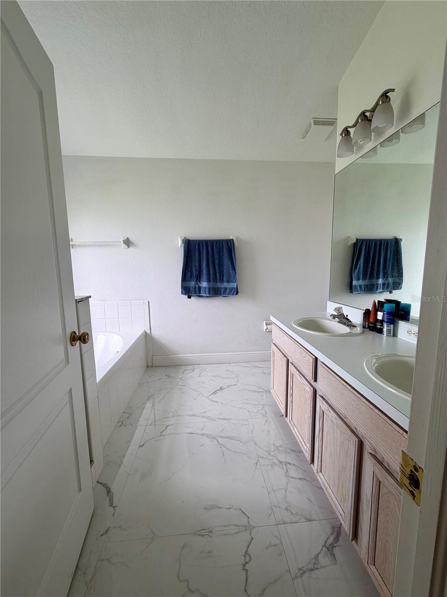 3137 CASTLE ROCK CIR — photo 19
