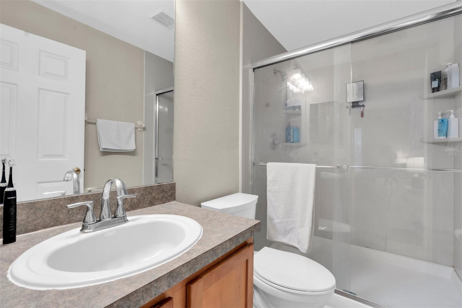 9548 CHARLESBERG DRIVE — photo 17