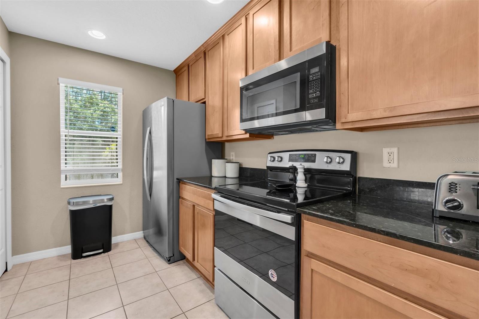 9548 CHARLESBERG DRIVE — photo 9