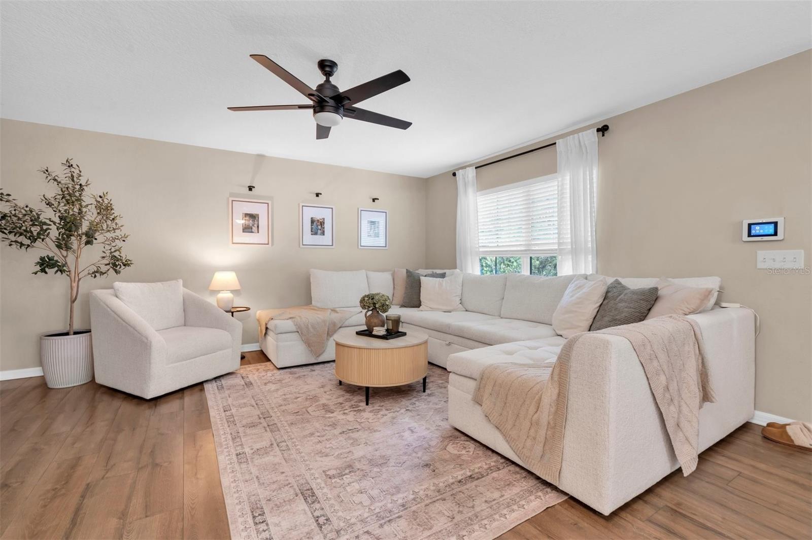 9548 CHARLESBERG DRIVE — photo 4