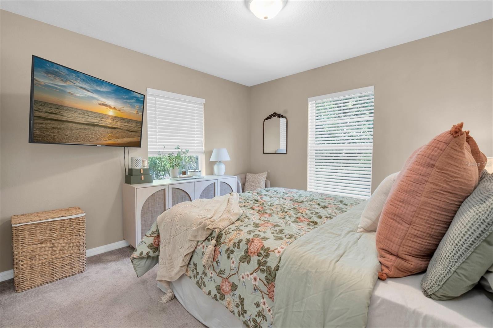 9548 CHARLESBERG DRIVE — photo 21