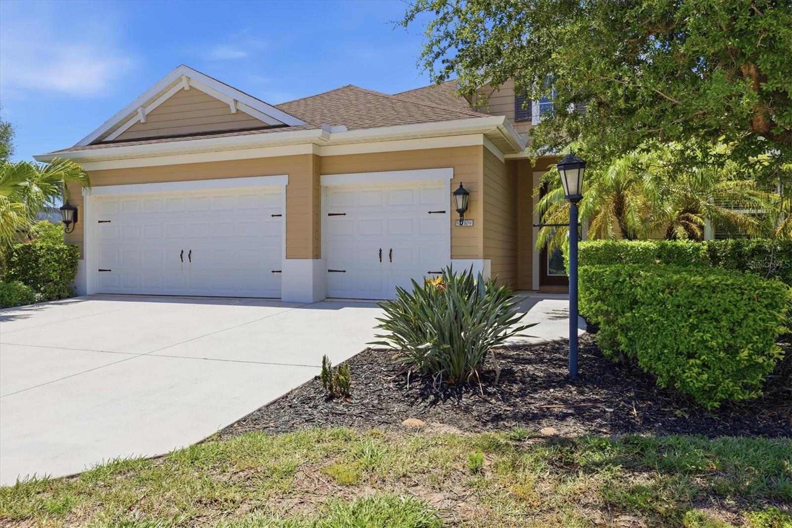 1109 THORNBURY DR — photo 4
