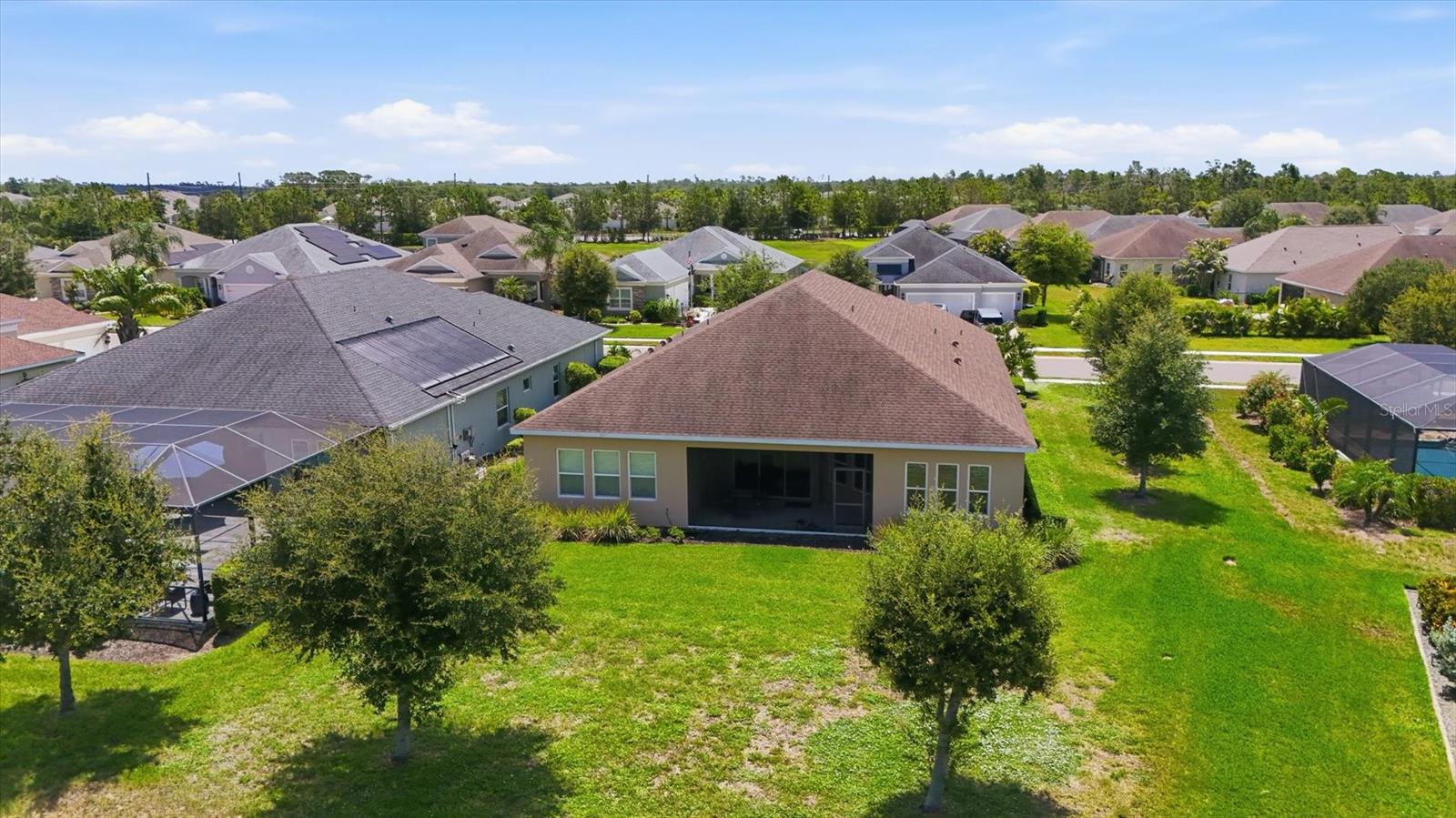1109 THORNBURY DR — photo 40