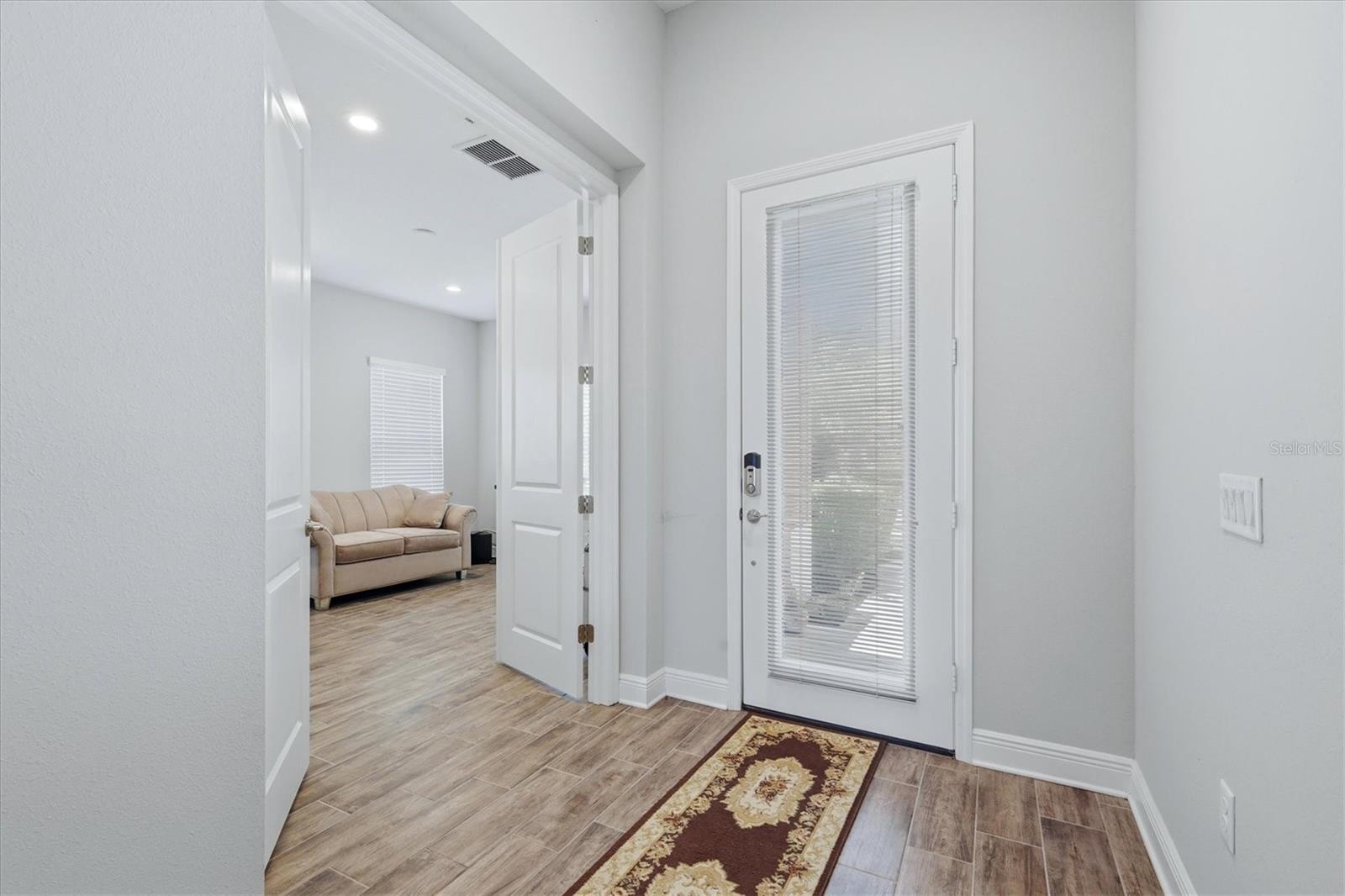 1109 THORNBURY DR — photo 7