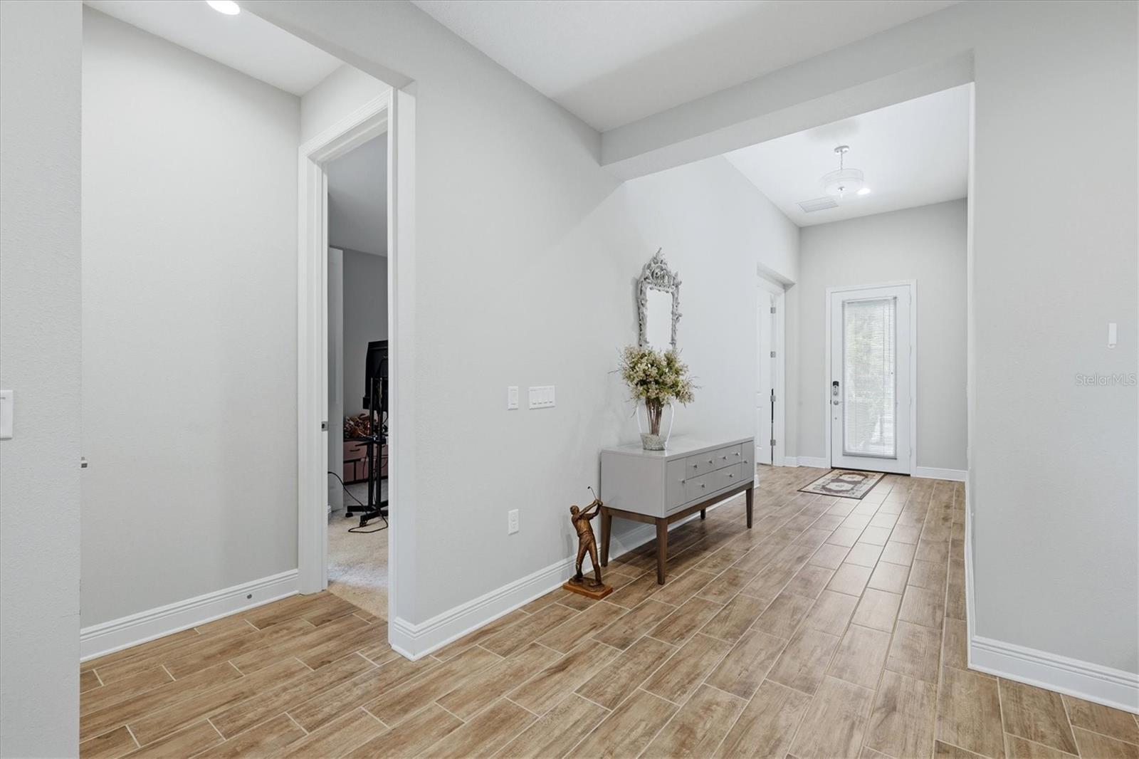 1109 THORNBURY DR — photo 6