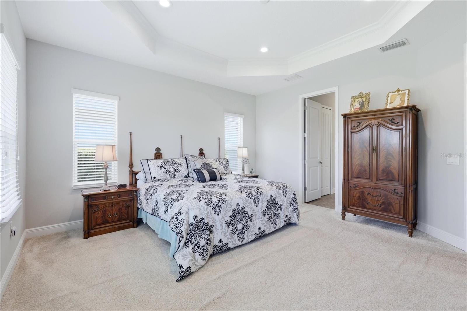 1109 THORNBURY DR — photo 27