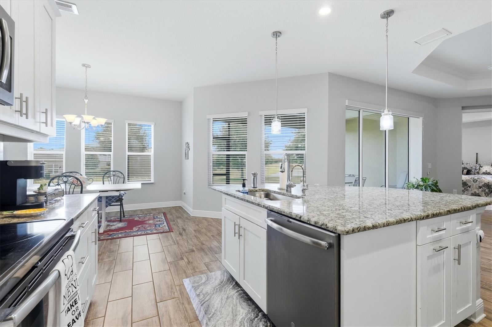 1109 THORNBURY DR — photo 25