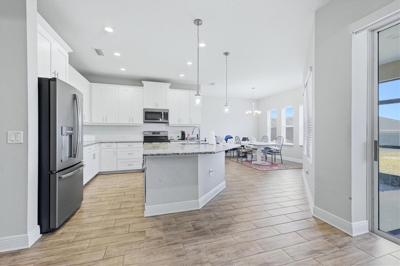 1109 THORNBURY DR — photo 26