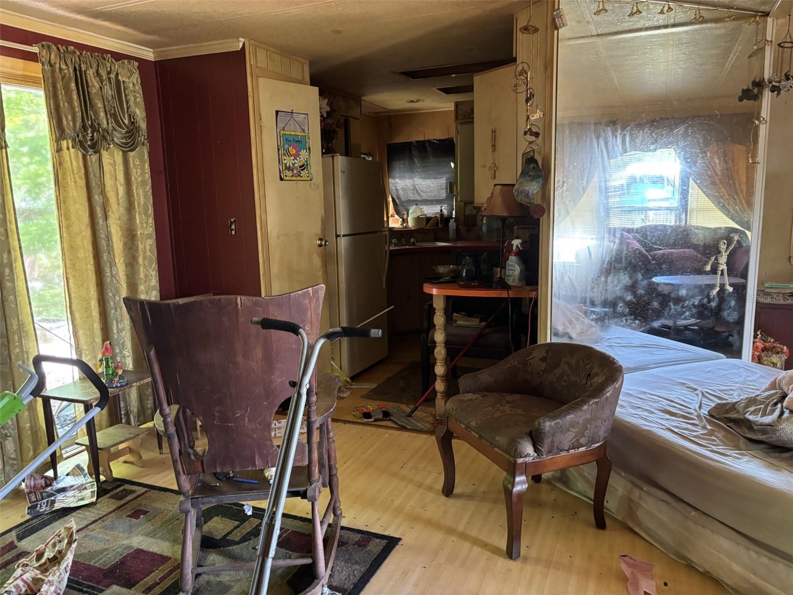 12506 WALTON AVE — photo 12