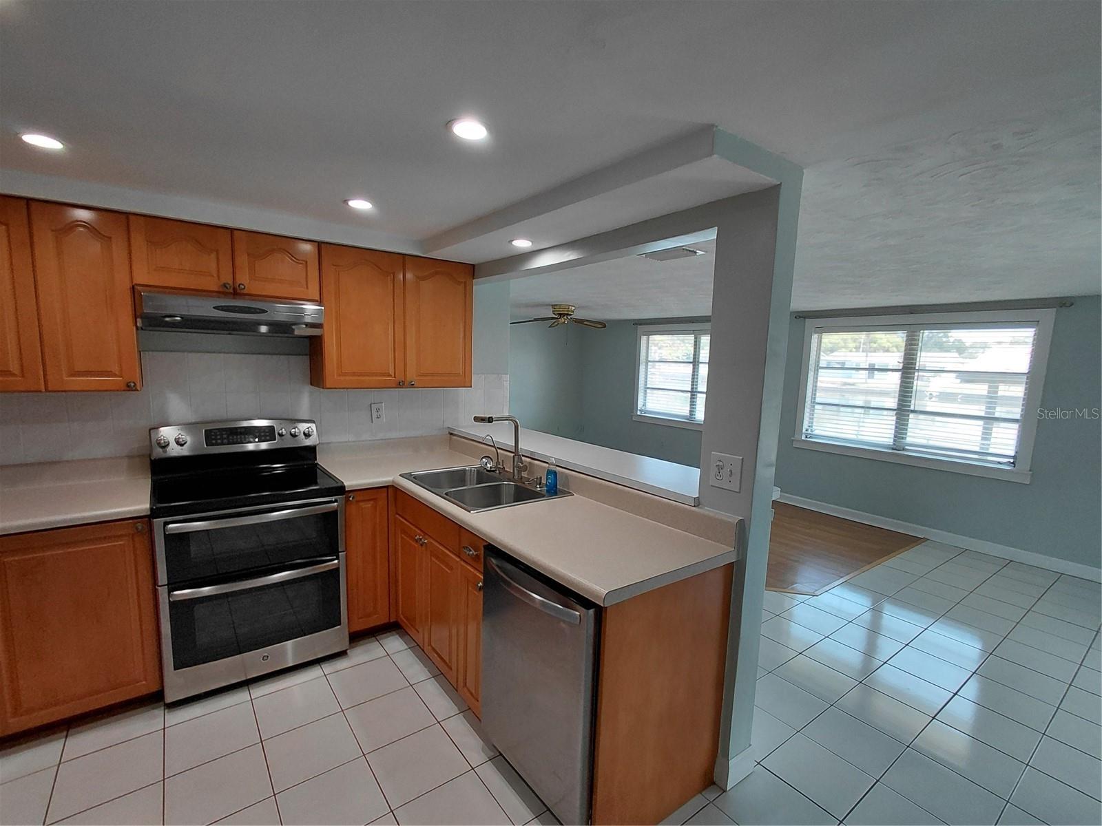 4113 STAR ISLAND DR — photo 18