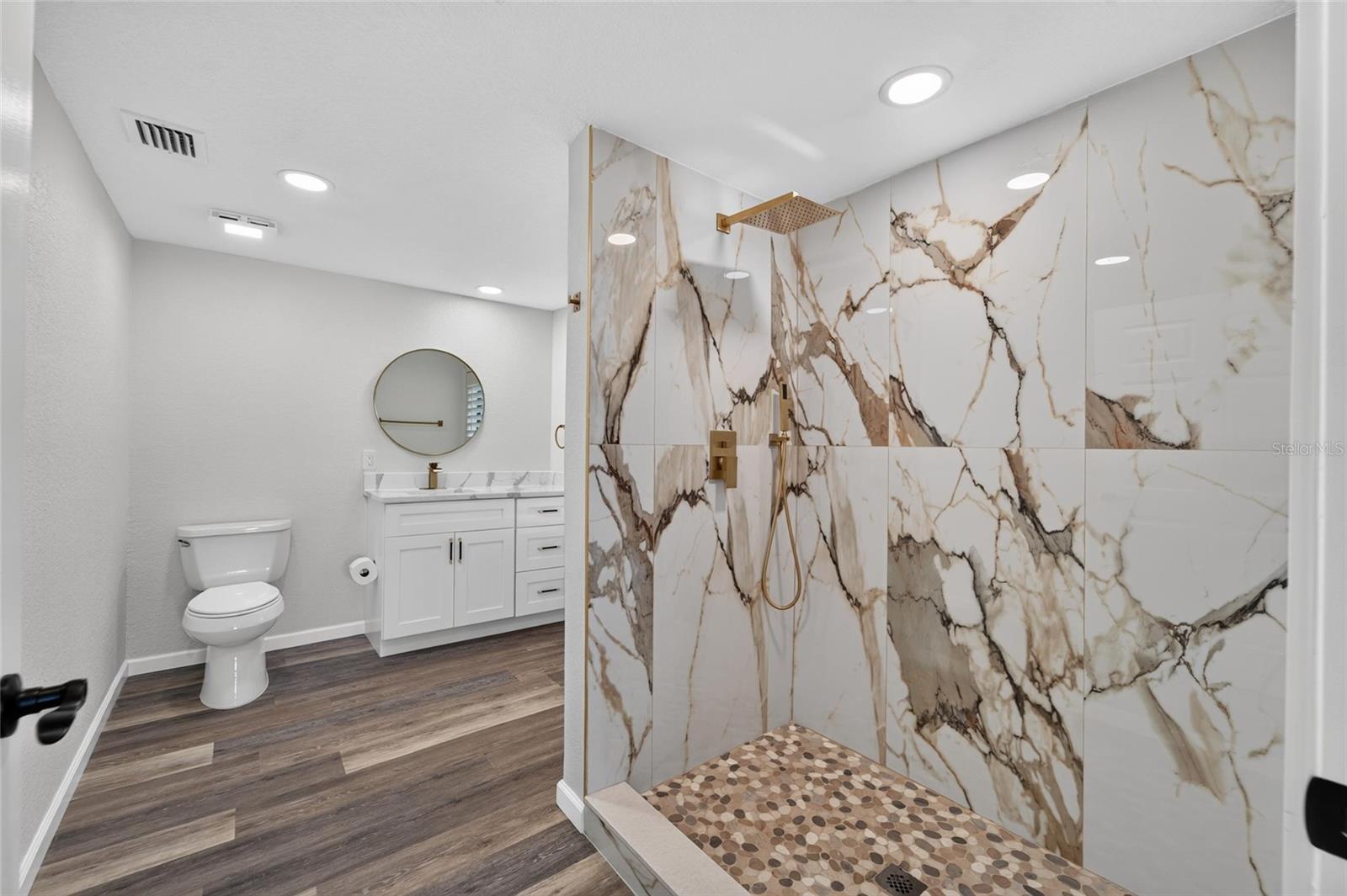 522 HIGHVIEW CIR N — photo 32