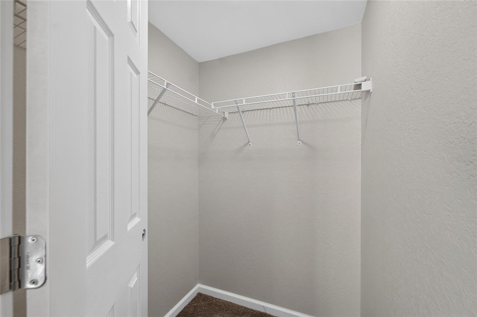 522 HIGHVIEW CIR N — photo 40