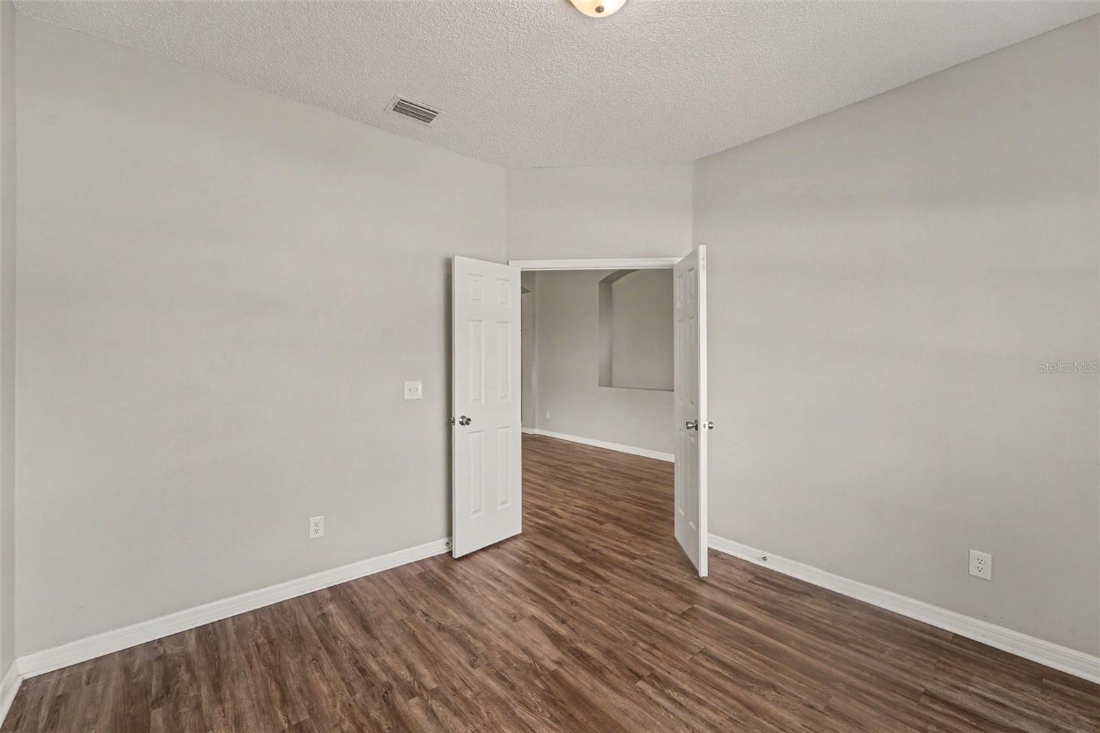 4906 PENNECOTT WAY — photo 10