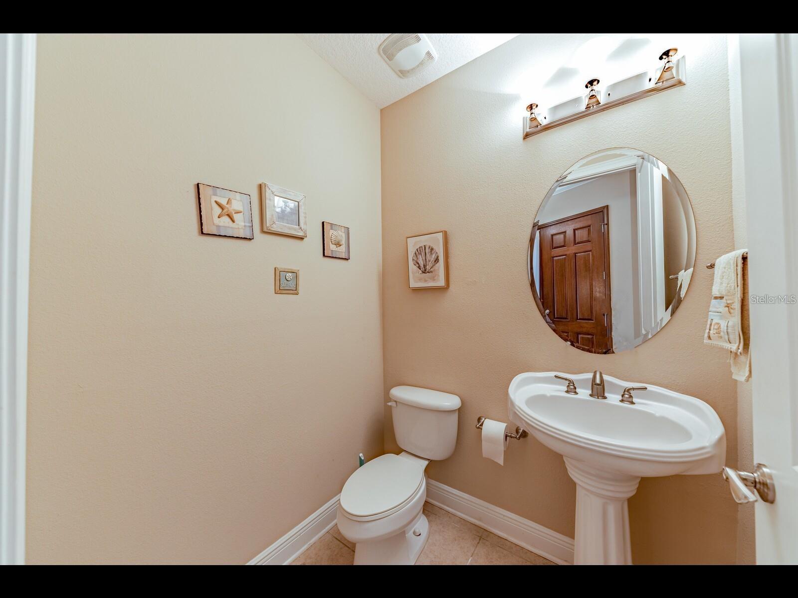 1042 BELLASOL WAY #203 — photo 7