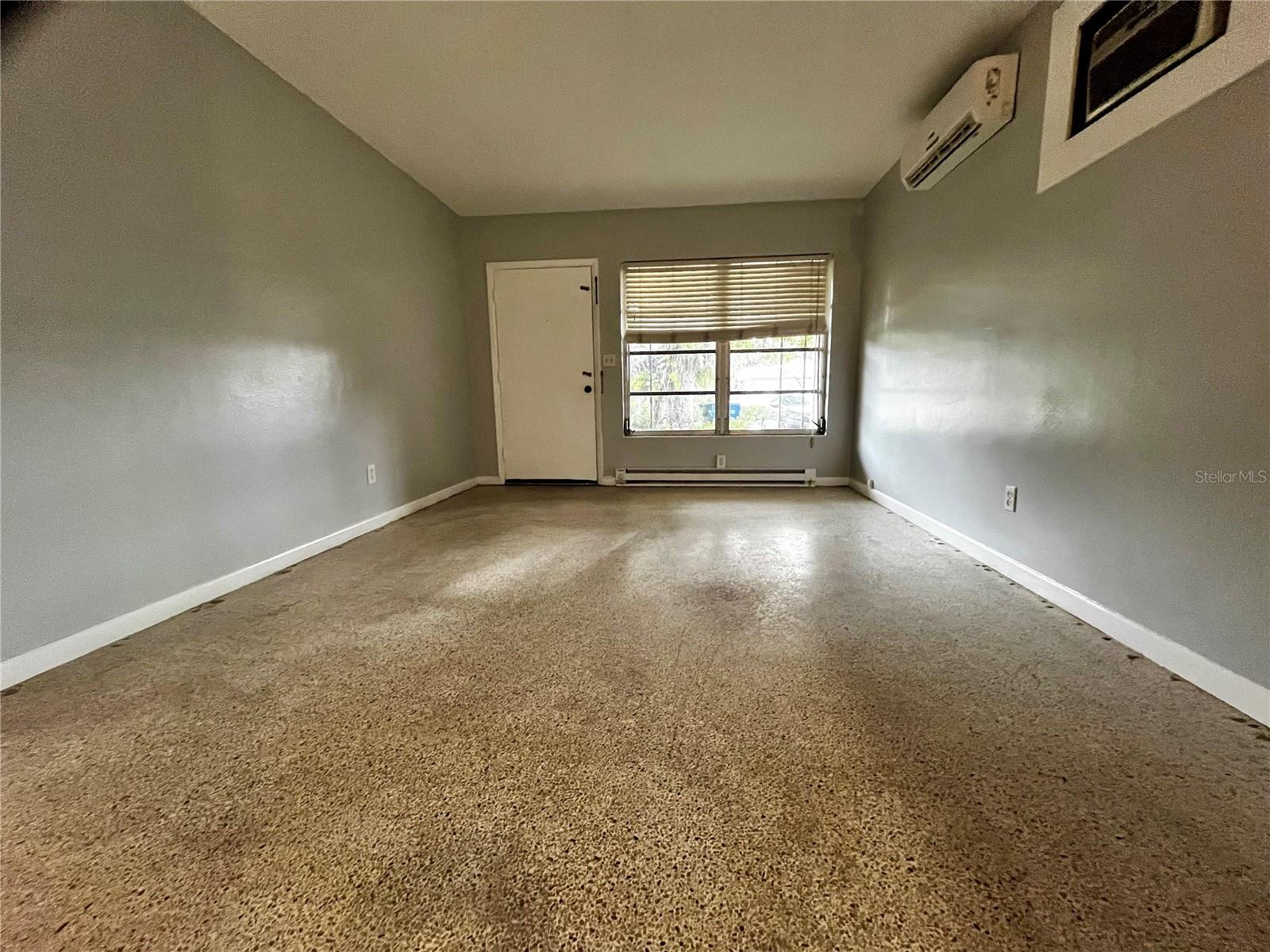 1411 KENNYWOOD DR #Apt B — photo 5