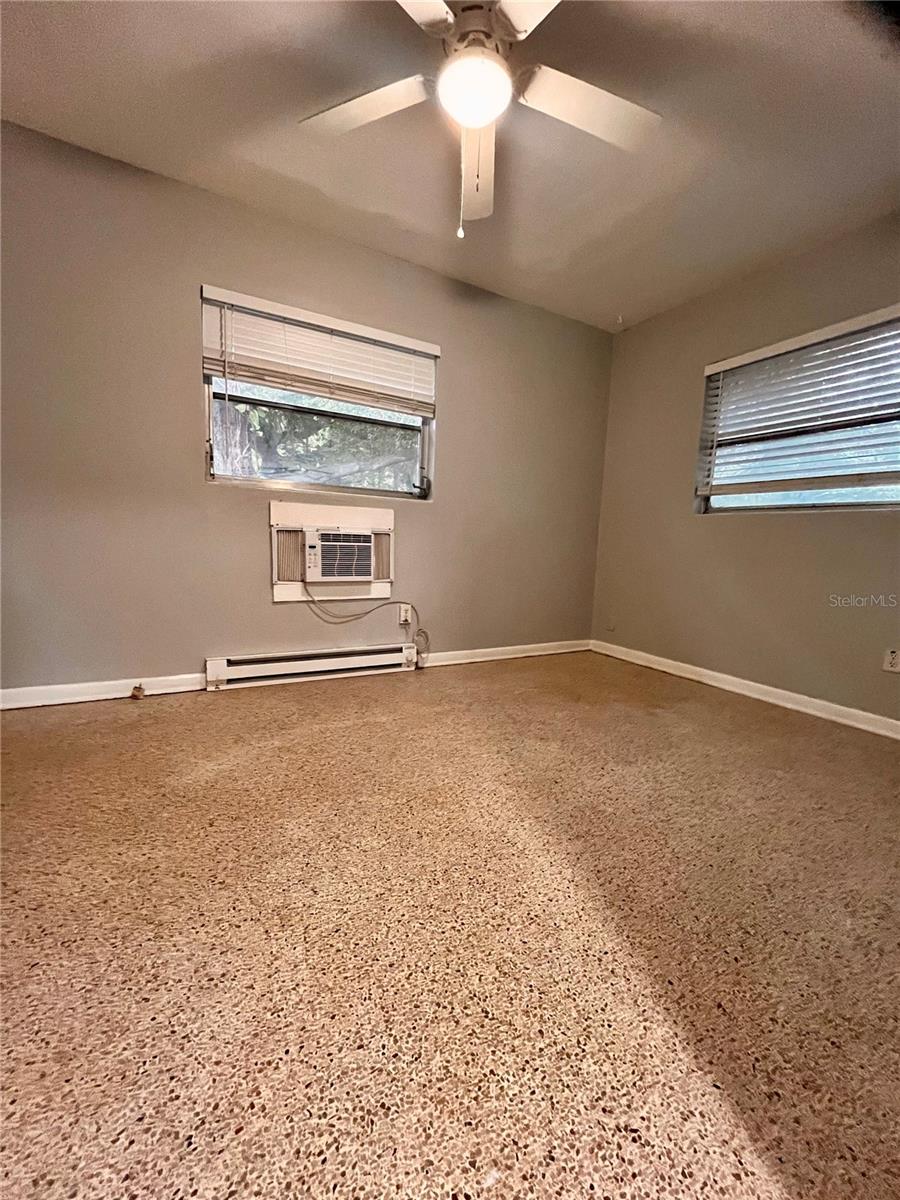 1411 KENNYWOOD DR #Apt B — photo 11