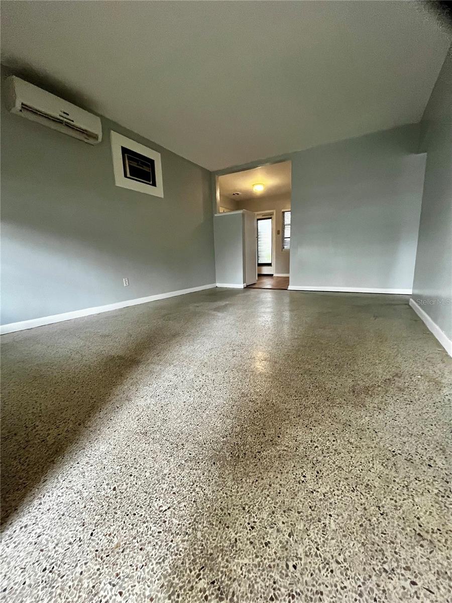 1411 KENNYWOOD DR #Apt B — photo 16