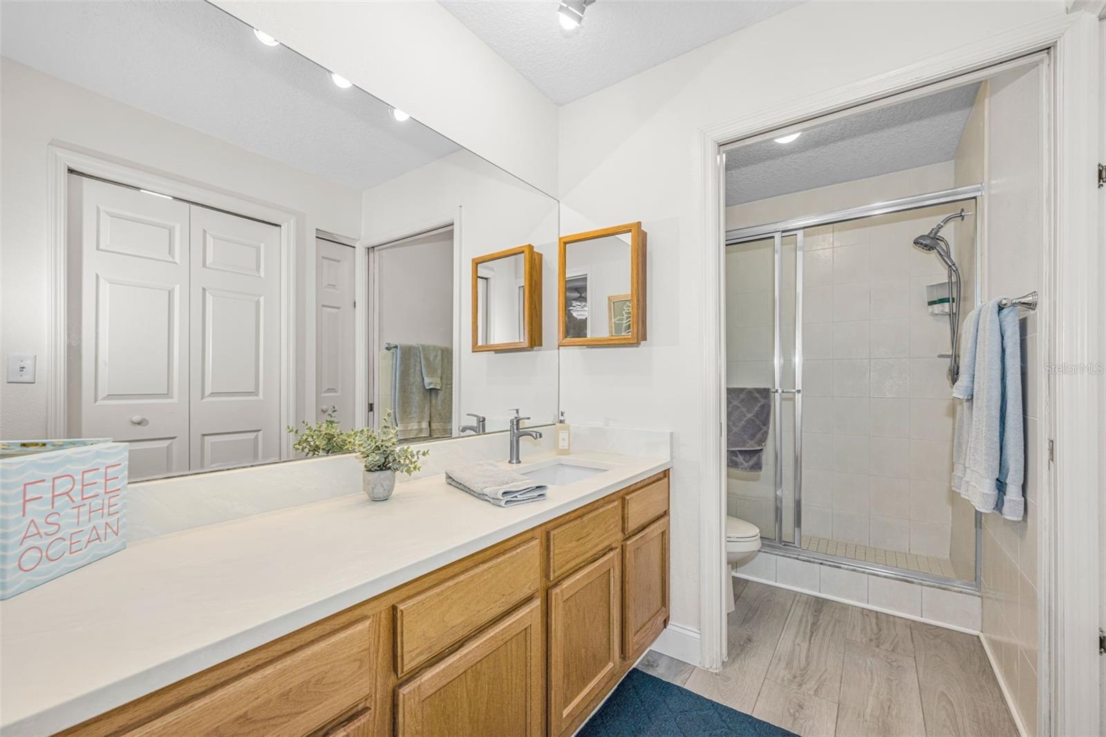 1673 SEASCAPE CIR #102 — photo 32