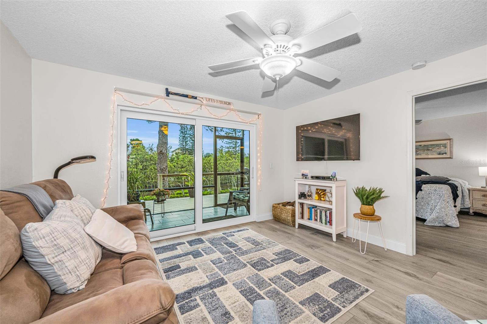 1673 SEASCAPE CIR #102 — photo 28