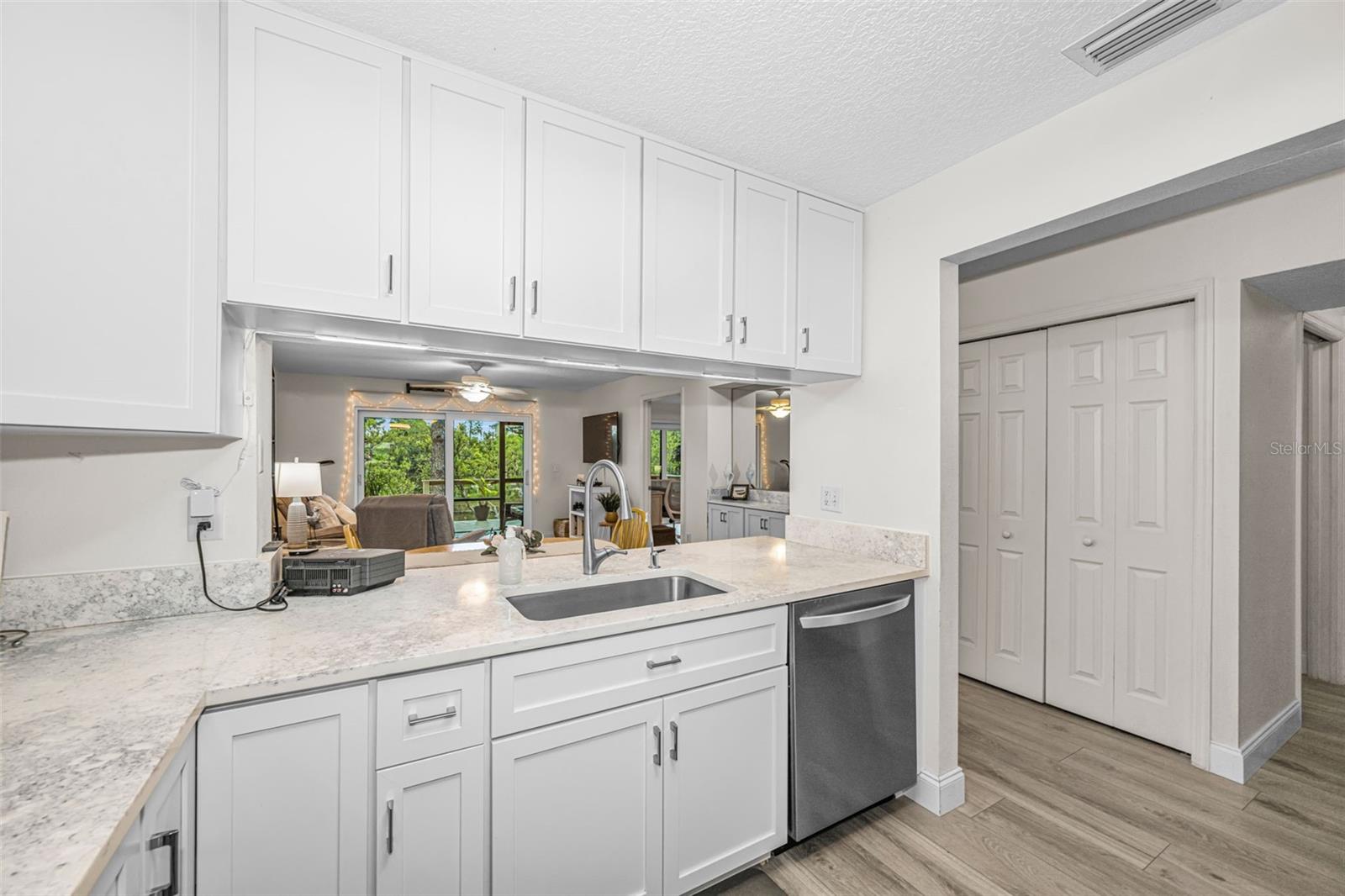 1673 SEASCAPE CIR #102 — photo 22