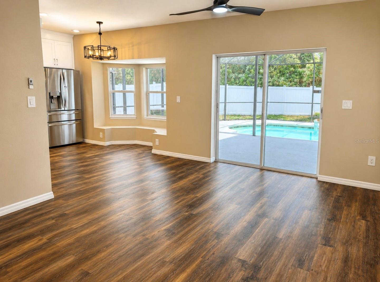 6801 CAMBRIDGE PARK DR — photo 28